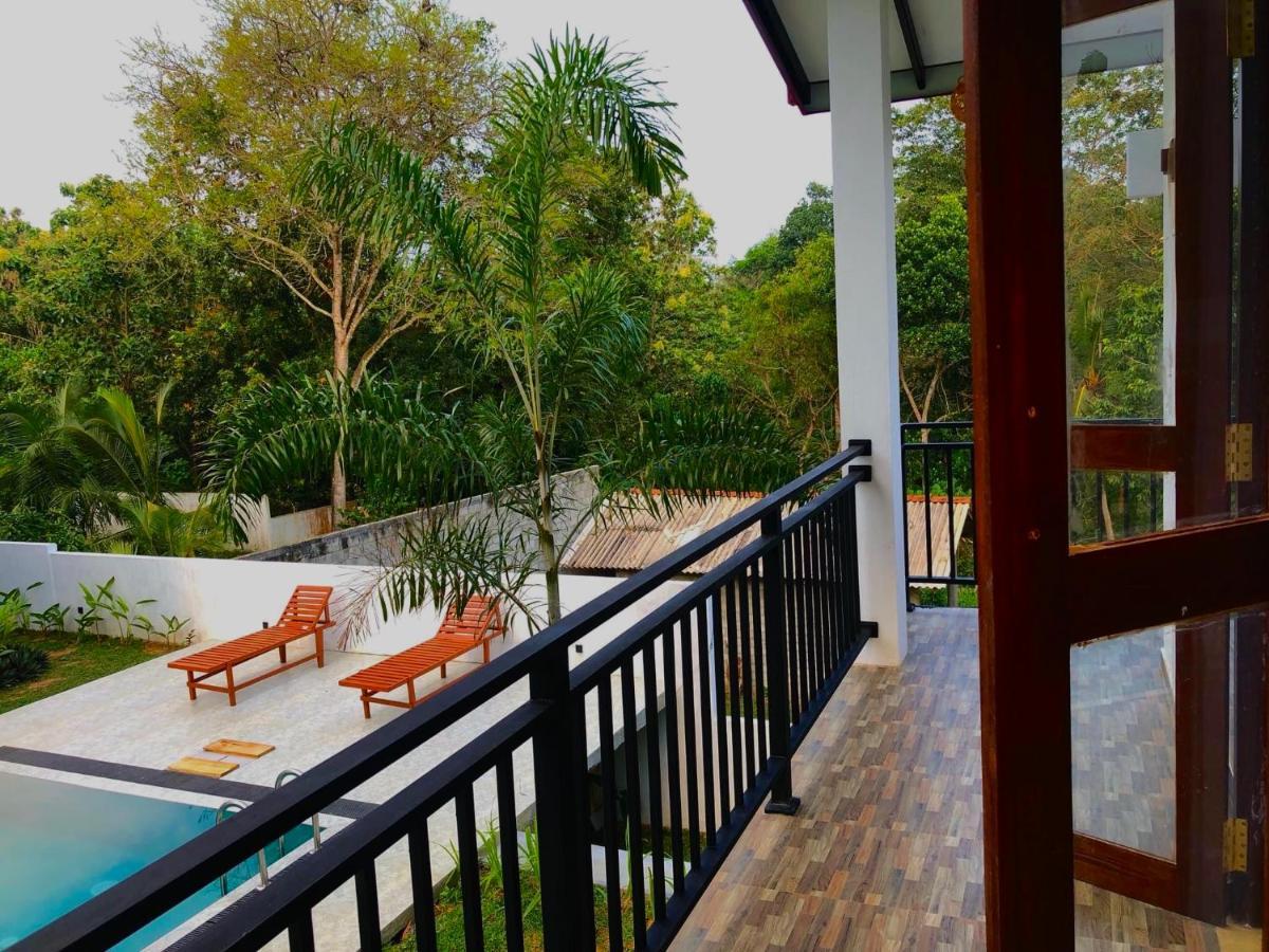 Finch Tangalle Exterior photo